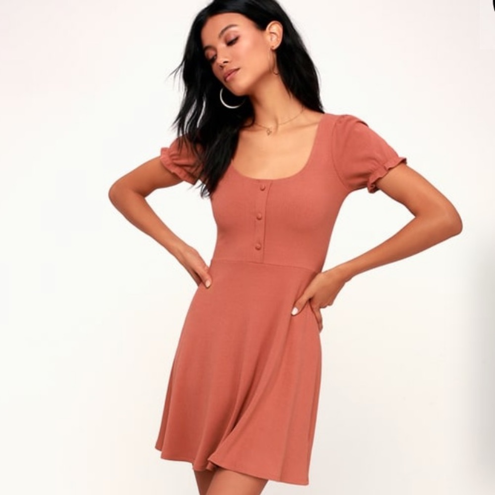 Lulu’s short sleeve skater dress